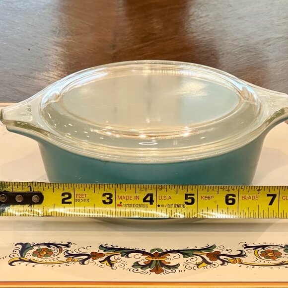 Vintage turquoise Pyrex #471 Cinderella Round Casserole Dish with Lid 470-C - Picture 2 of 6